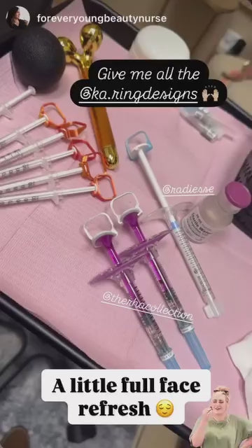 Load video: Control Ring syringe accessory for Teoxane RHA dermal filler – supports one-hand aspiration